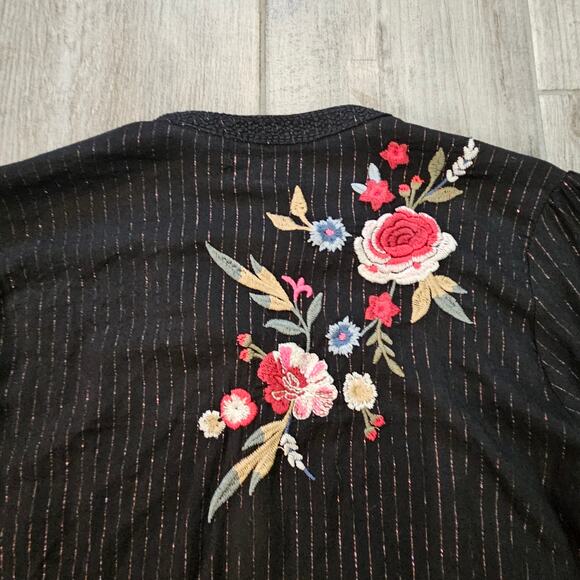 Johnny Was Workshop Rona Victorian Embroidered Blouse Womens S Black Metallic - Picture 14 of 16
